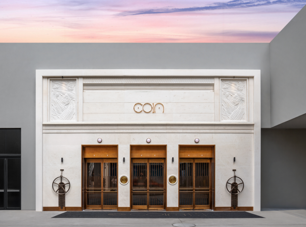 COIN借助HyperLive重构夜娱生态，IBU WORLD五店齐开计划正式启动